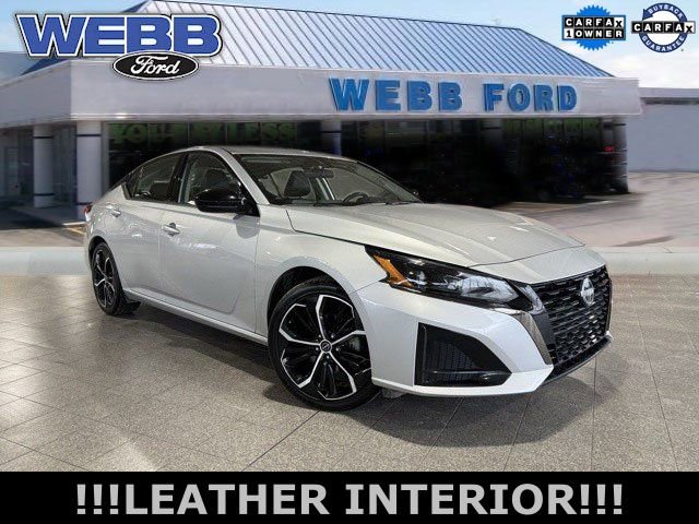 Used 2024 Nissan Altima 2.5 SR image 1