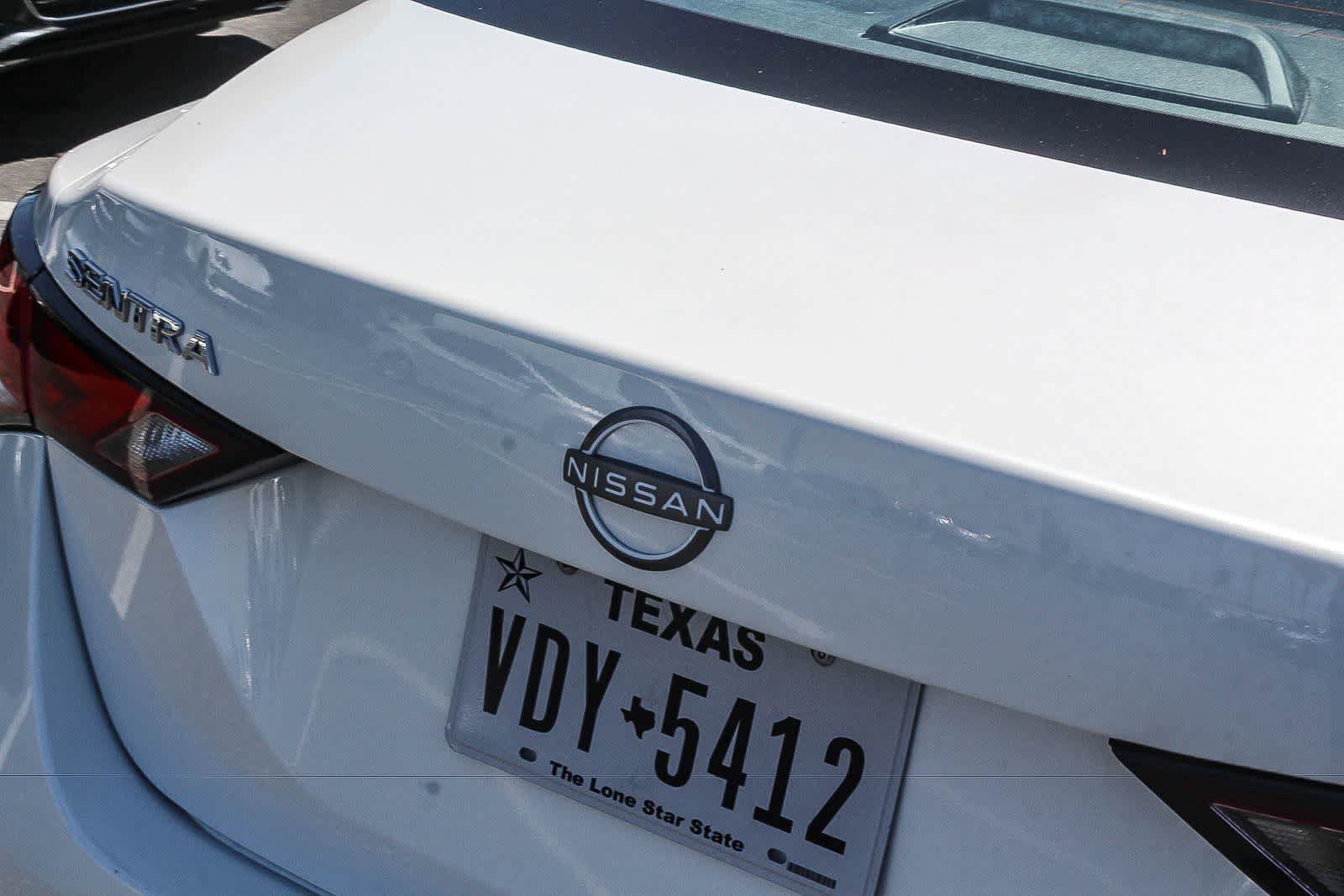 Used 2024 Nissan Sentra SV FWD image 9