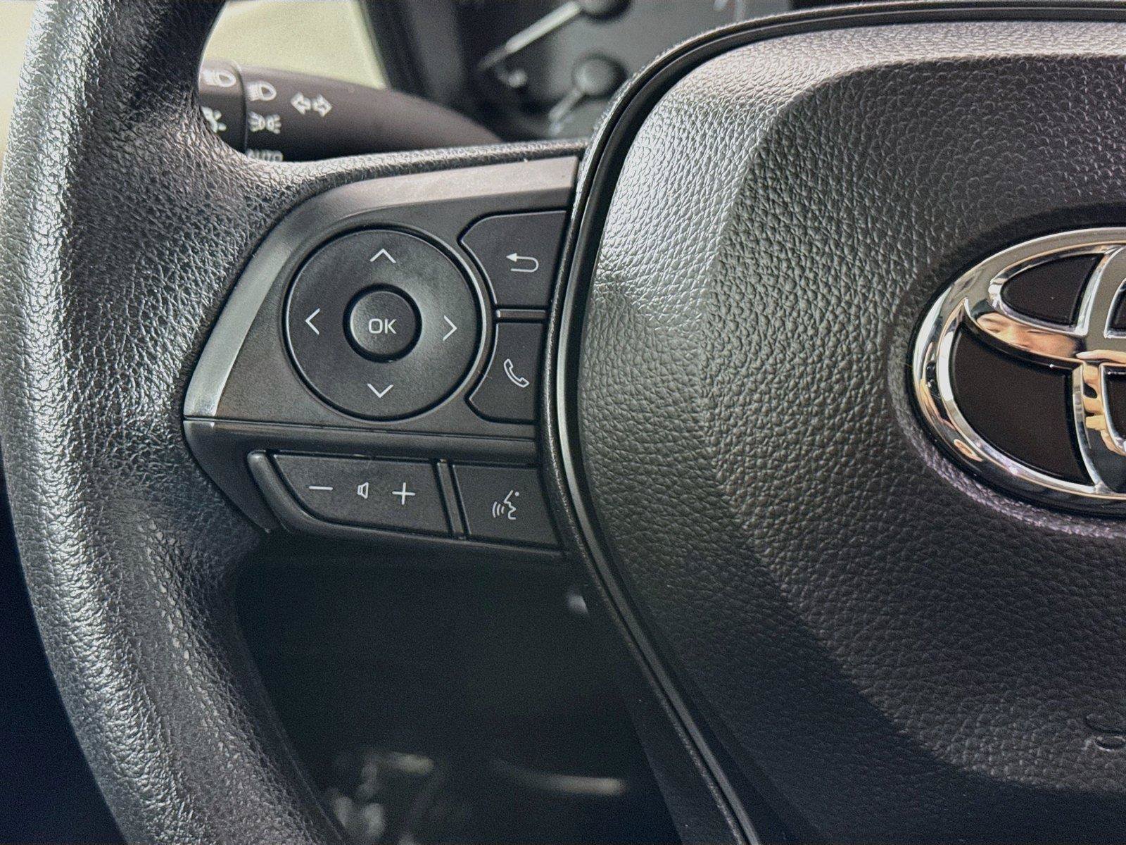 Certified 2025 Toyota Corolla LE FWD image 17