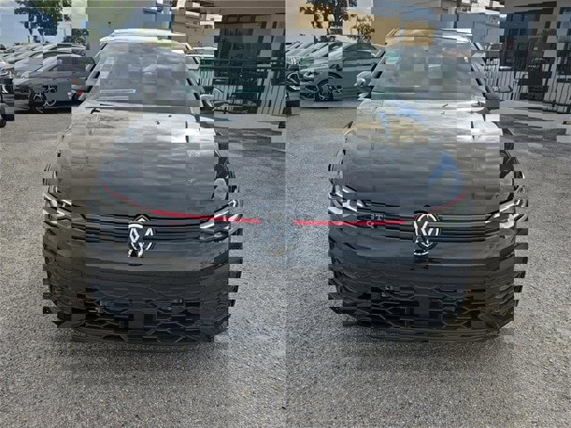 New 2026 Volkswagen GTI SE image 2