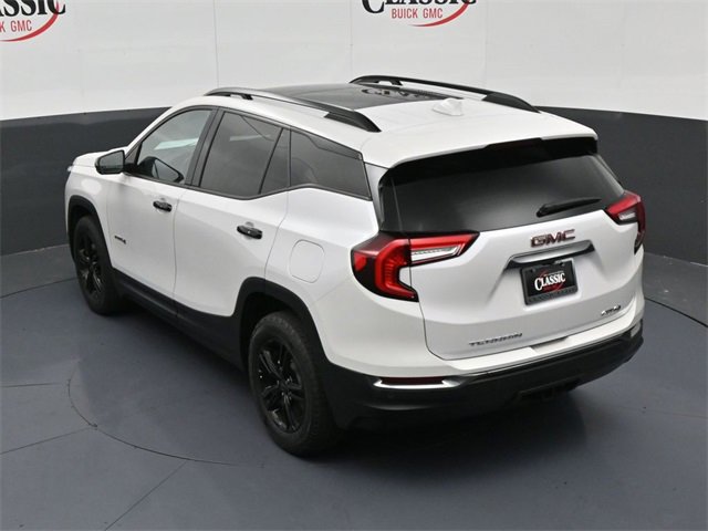 Used 2022 GMC Terrain AT4 w/ Infotainment Package II image 16