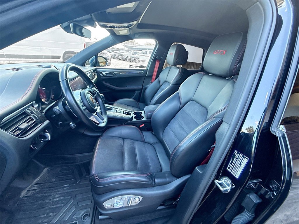 Used 2021 Porsche Macan GTS w/ Sport Chrono Package image 23
