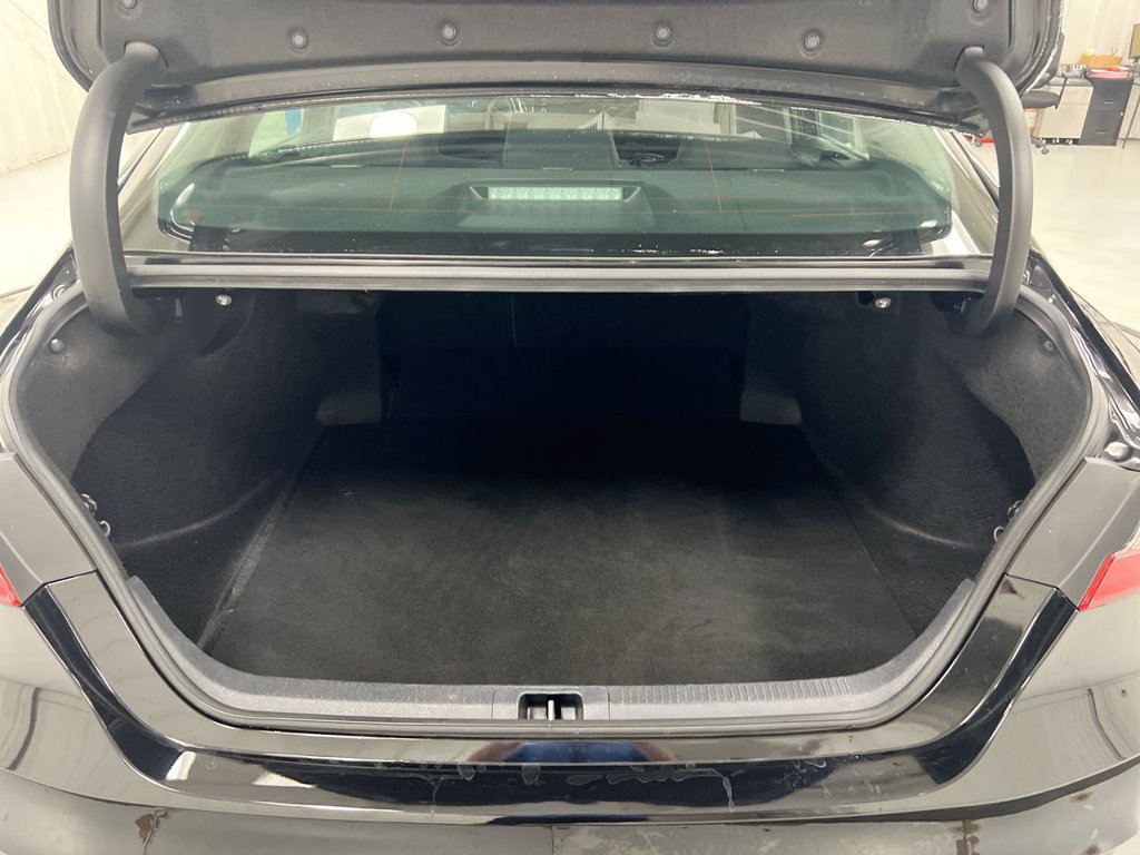 Used 2024 Toyota Camry LE FWD image 23