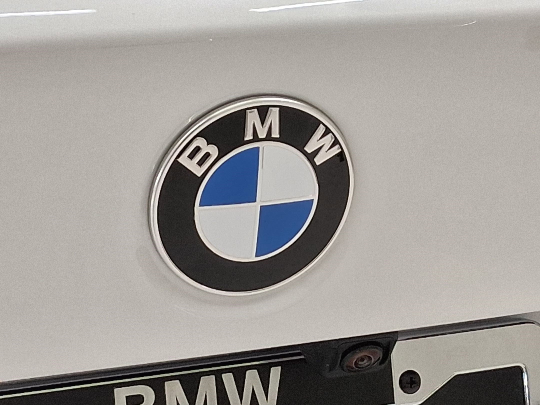 New 2026 BMW 330i Sedan w/ Convenience Package image 19