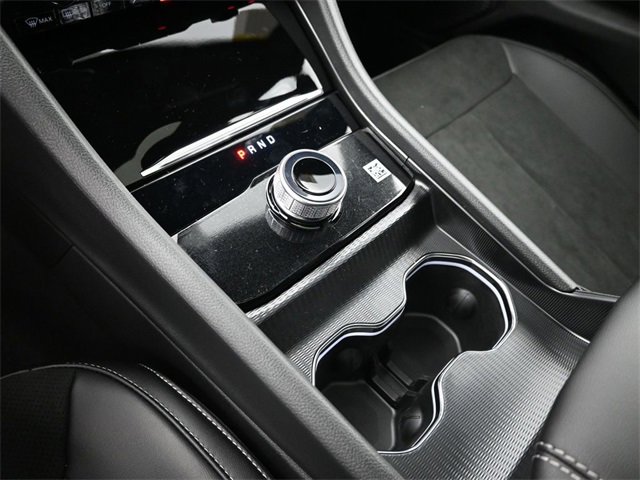 New 2025 Jeep Grand Cherokee Altitude image 24