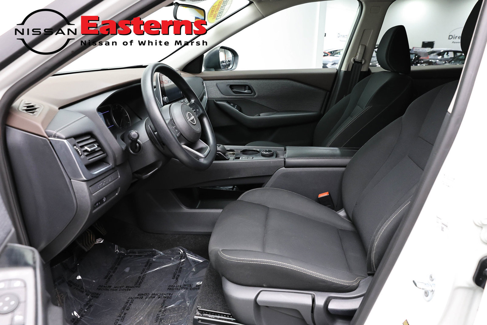 Used 2023 Nissan Rogue S AWD/4WD image 14