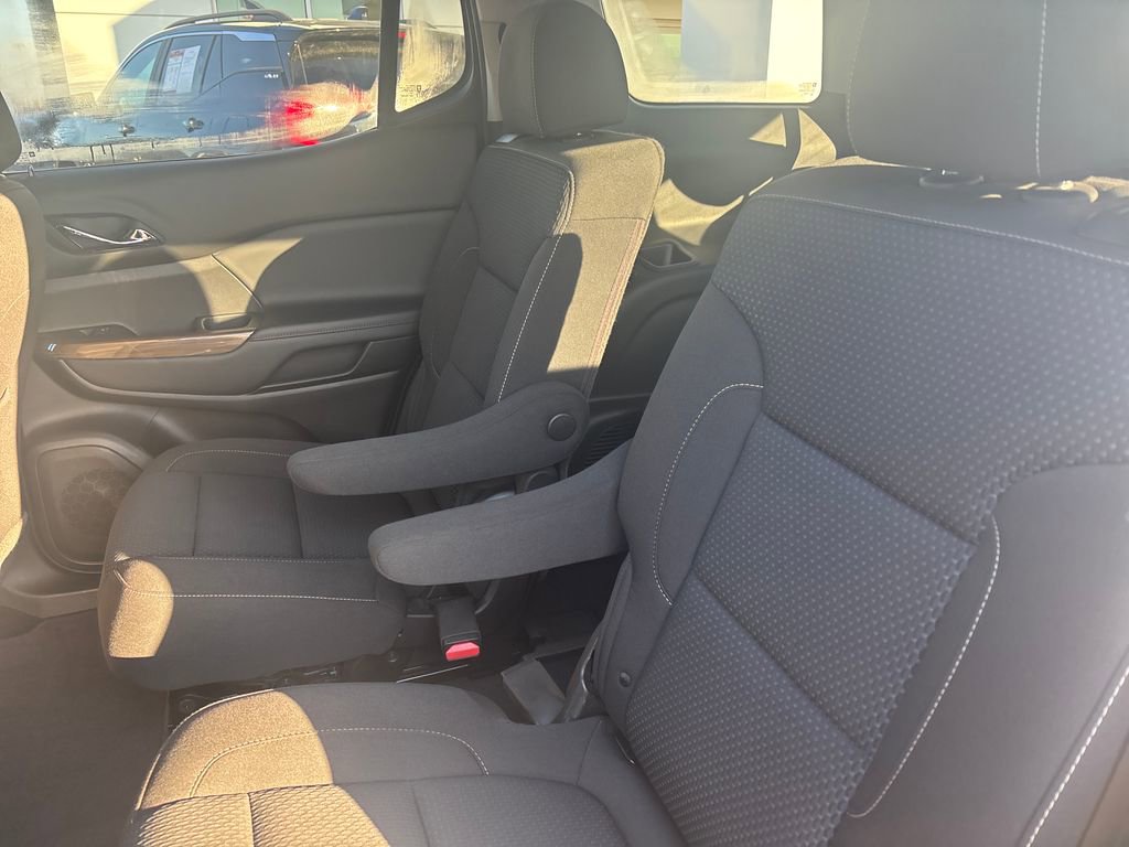 Used 2021 GMC Acadia SLE w/ Driver Convenience Package image 29