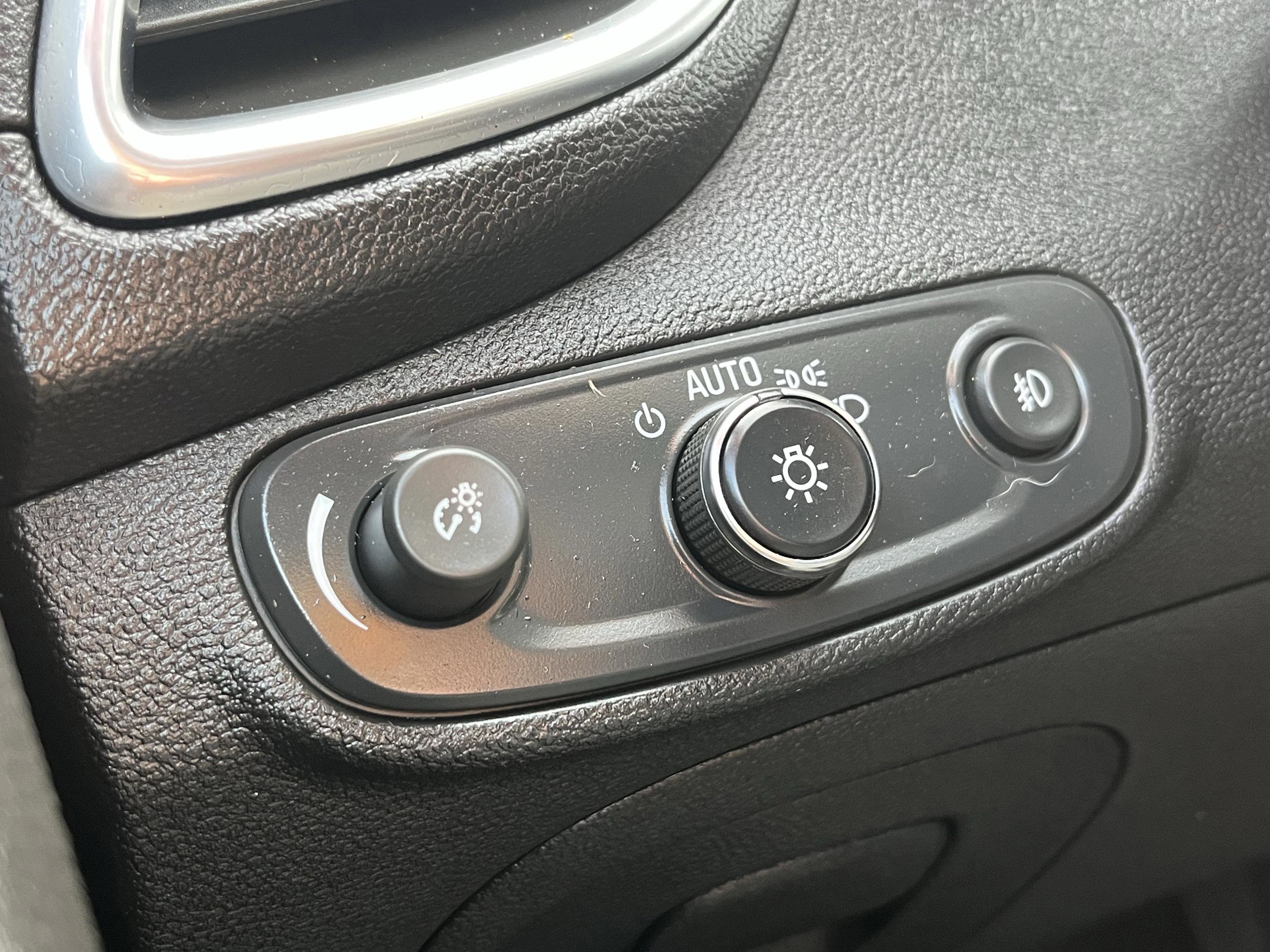 Used 2020 Chevrolet Trax Premier image 20