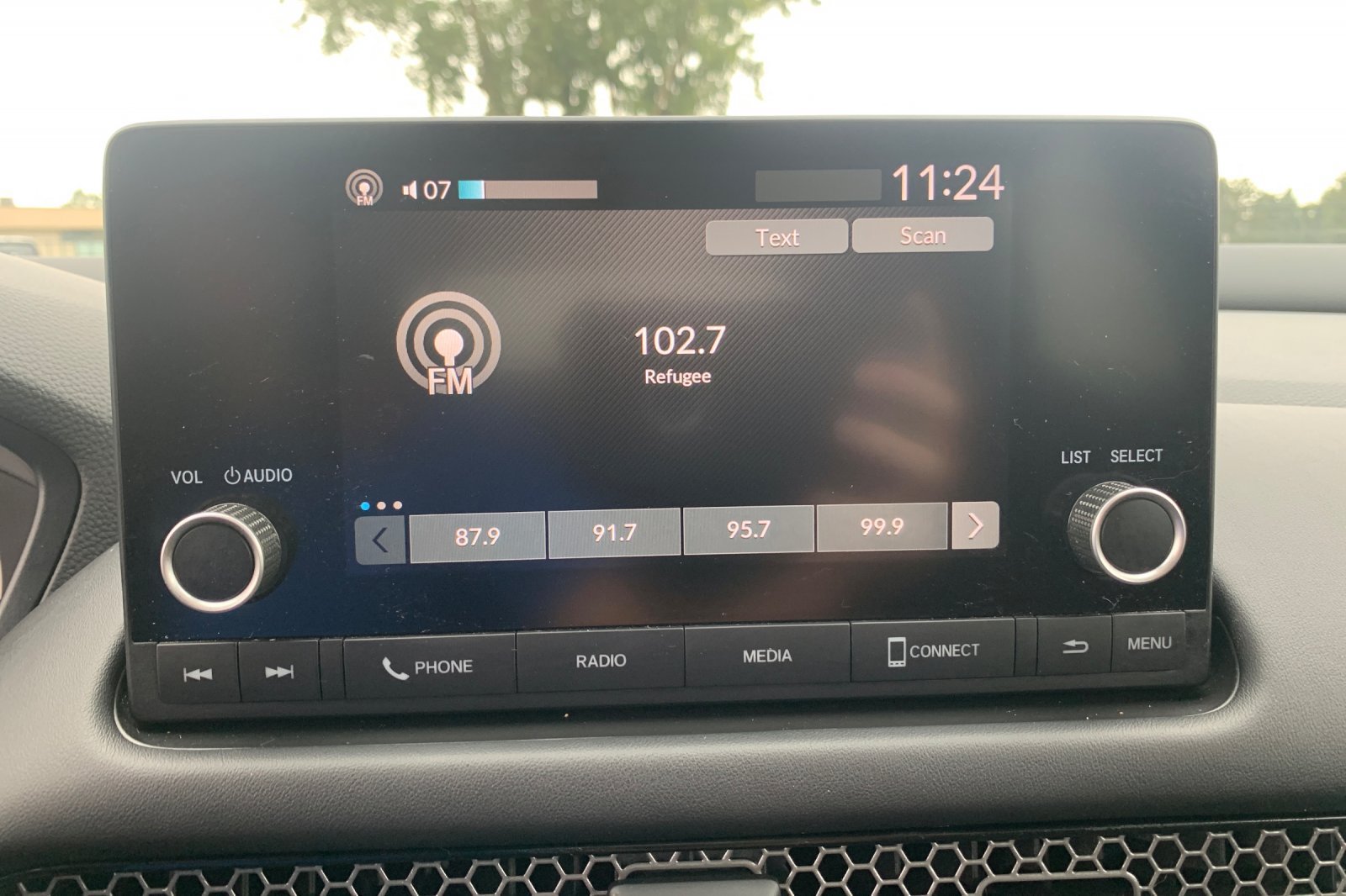 Used 2025 Honda HR-V Sport image 23