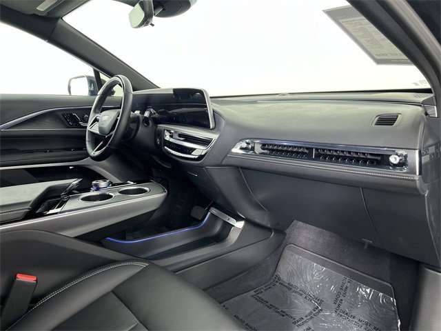 Used 2024 Cadillac Lyriq Sport image 30