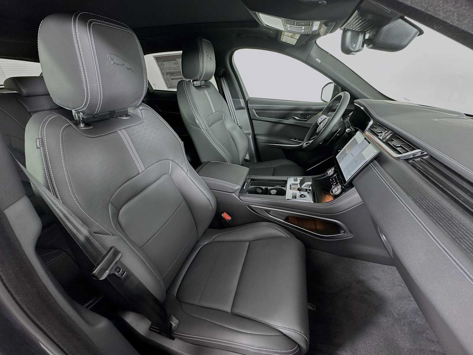 New 2026 Jaguar F-PACE R-Dynamic S AWD/4WD image 25
