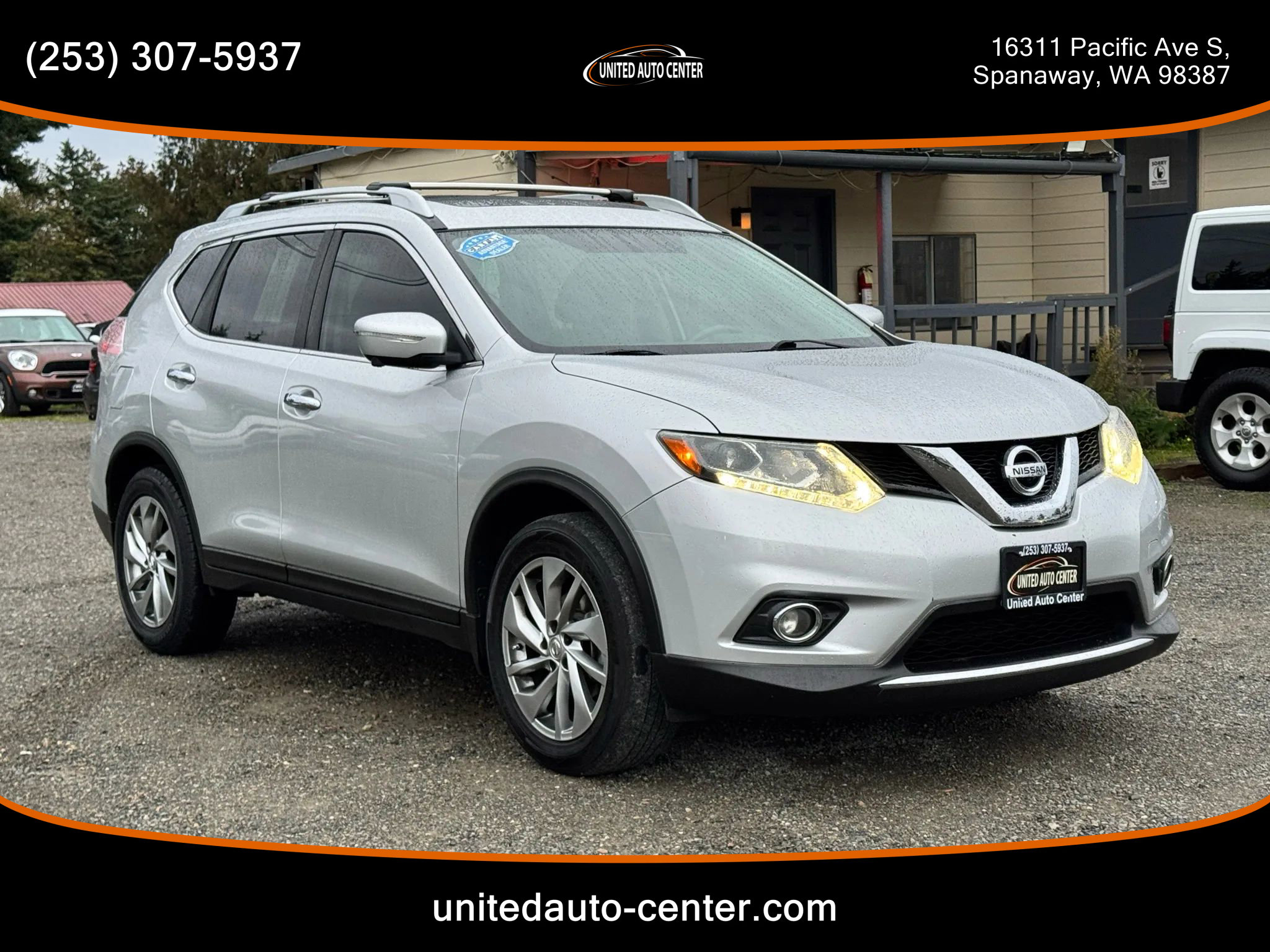 Used 2014 Nissan Rogue SL w/ SL Premium Package image 3
