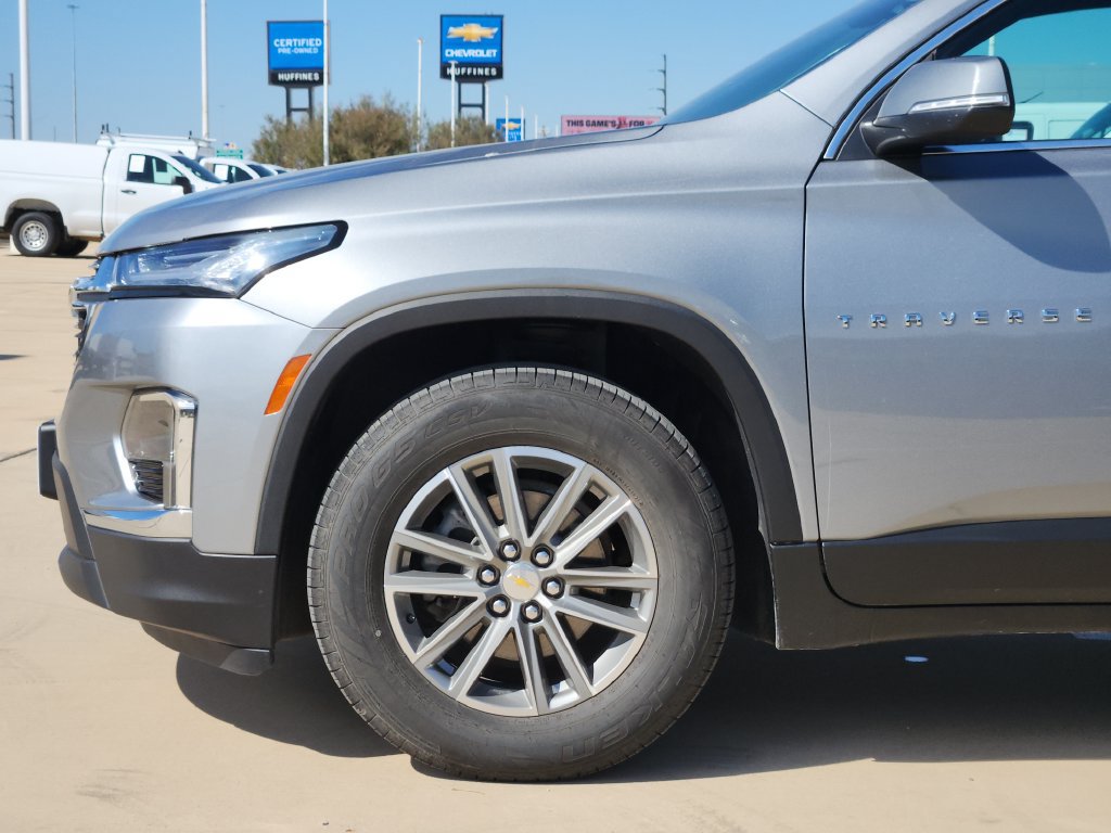 Used 2023 Chevrolet Traverse LT FWD image 8