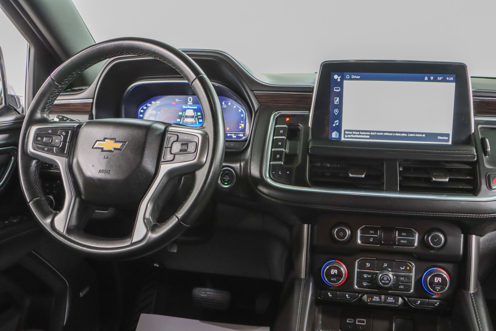 Used 2023 Chevrolet Suburban LT image 18