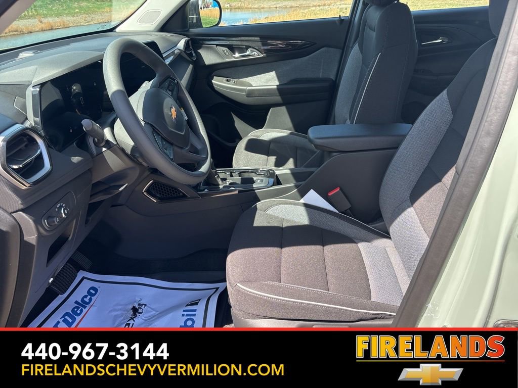 New 2026 Chevrolet TrailBlazer LS FWD image 2