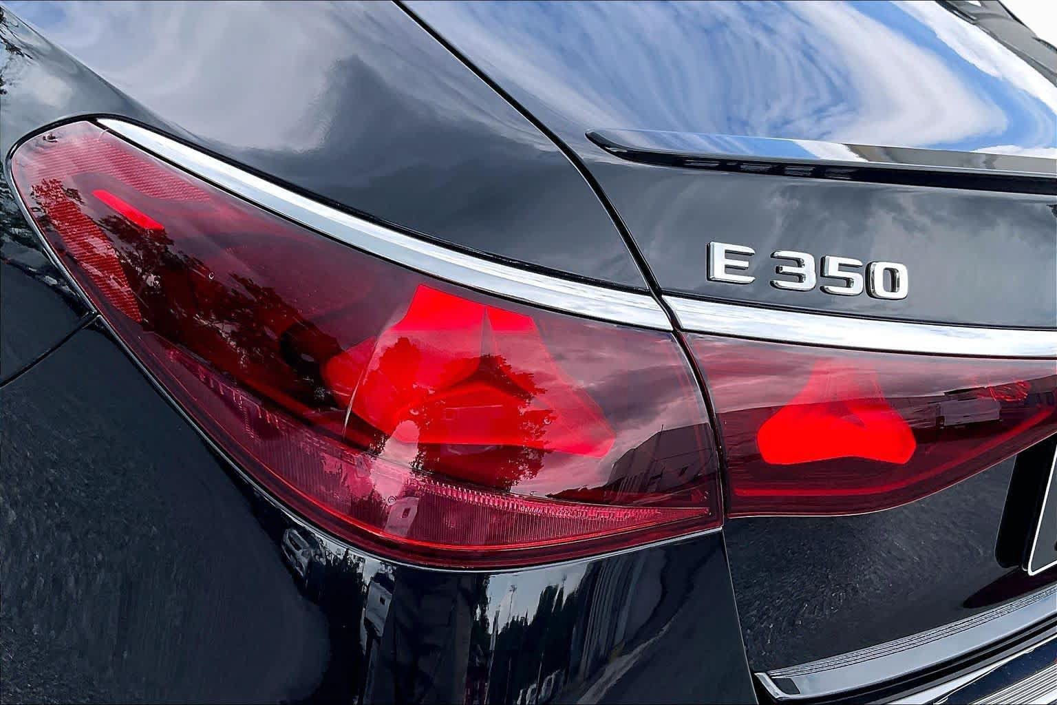Used 2025 Mercedes-Benz E 350 4MATIC Sedan image 29