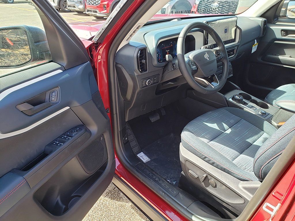 New 2025 Ford Bronco Sport Heritage w/ Convenience Package image 9