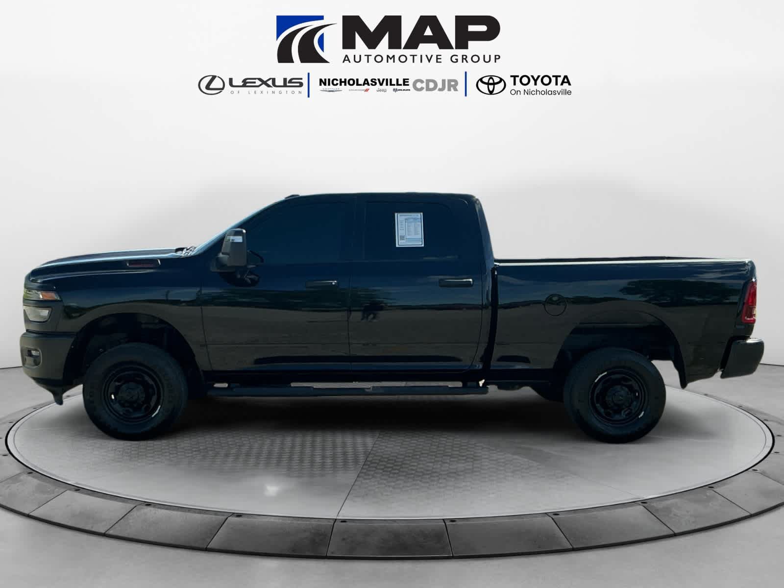 Used 2025 RAM 2500 Tradesman AWD/4WD image 2