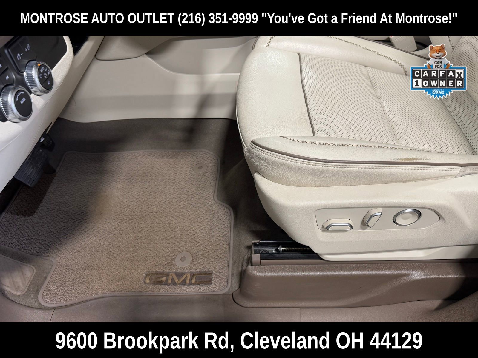 Used 2021 GMC Yukon Denali w/ Denali Premium Package image 16