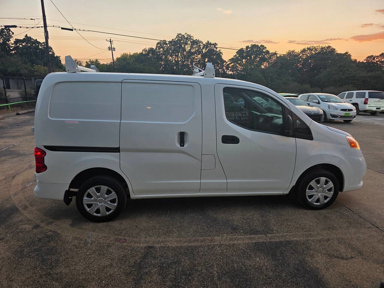 Used 2017 Nissan NV200 SV w/ Technology Package image 11