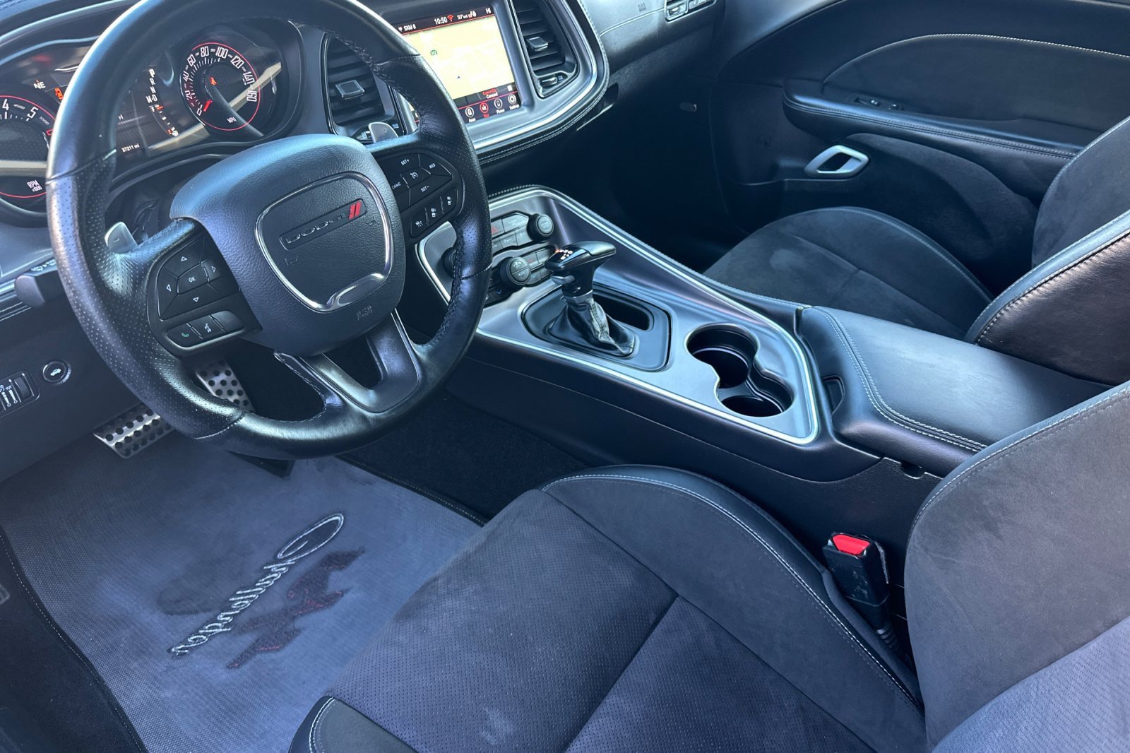 Used 2021 Dodge Challenger R/T w/ Plus Package image 7