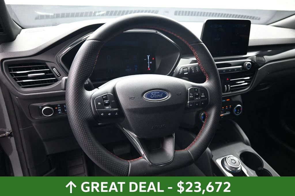 Used 2025 Ford Escape ST-Line AWD/4WD image 24