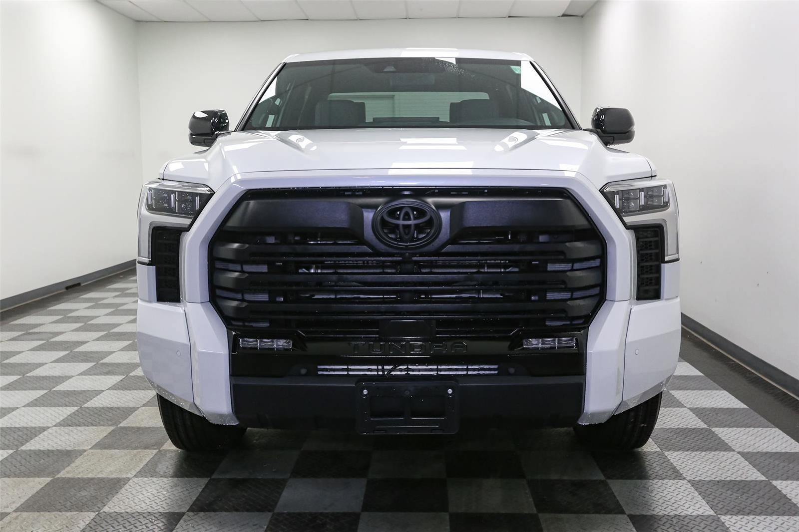 New 2026 Toyota Tundra Limited image 3