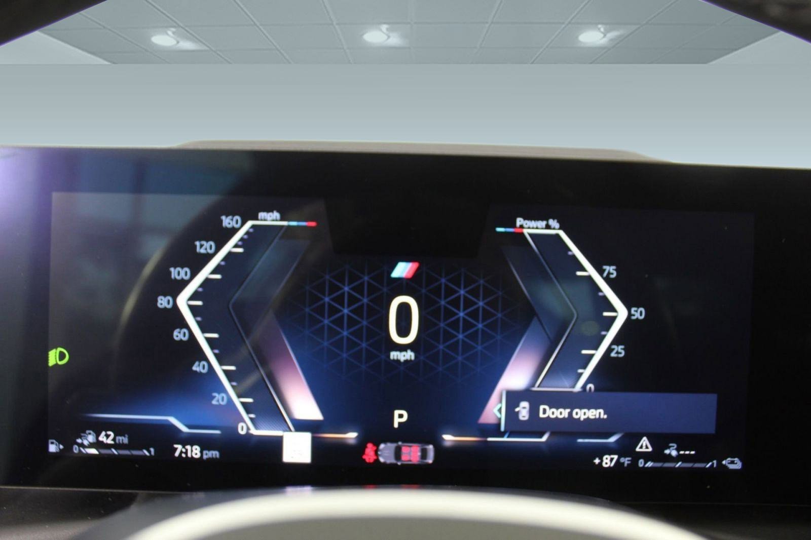 Used 2024 BMW 330e xDrive w/ Premium Package image 17