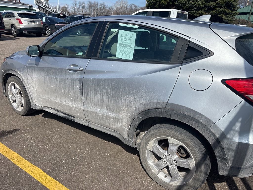 Used 2019 Honda HR-V LX image 6