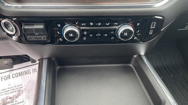 Used 2024 GMC Sierra 2500 SLT w/ SLT Premium Package image 20