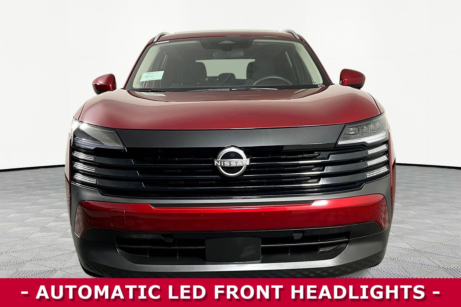 Certified 2025 Nissan Kicks SV w/ SV Premium Package image 2