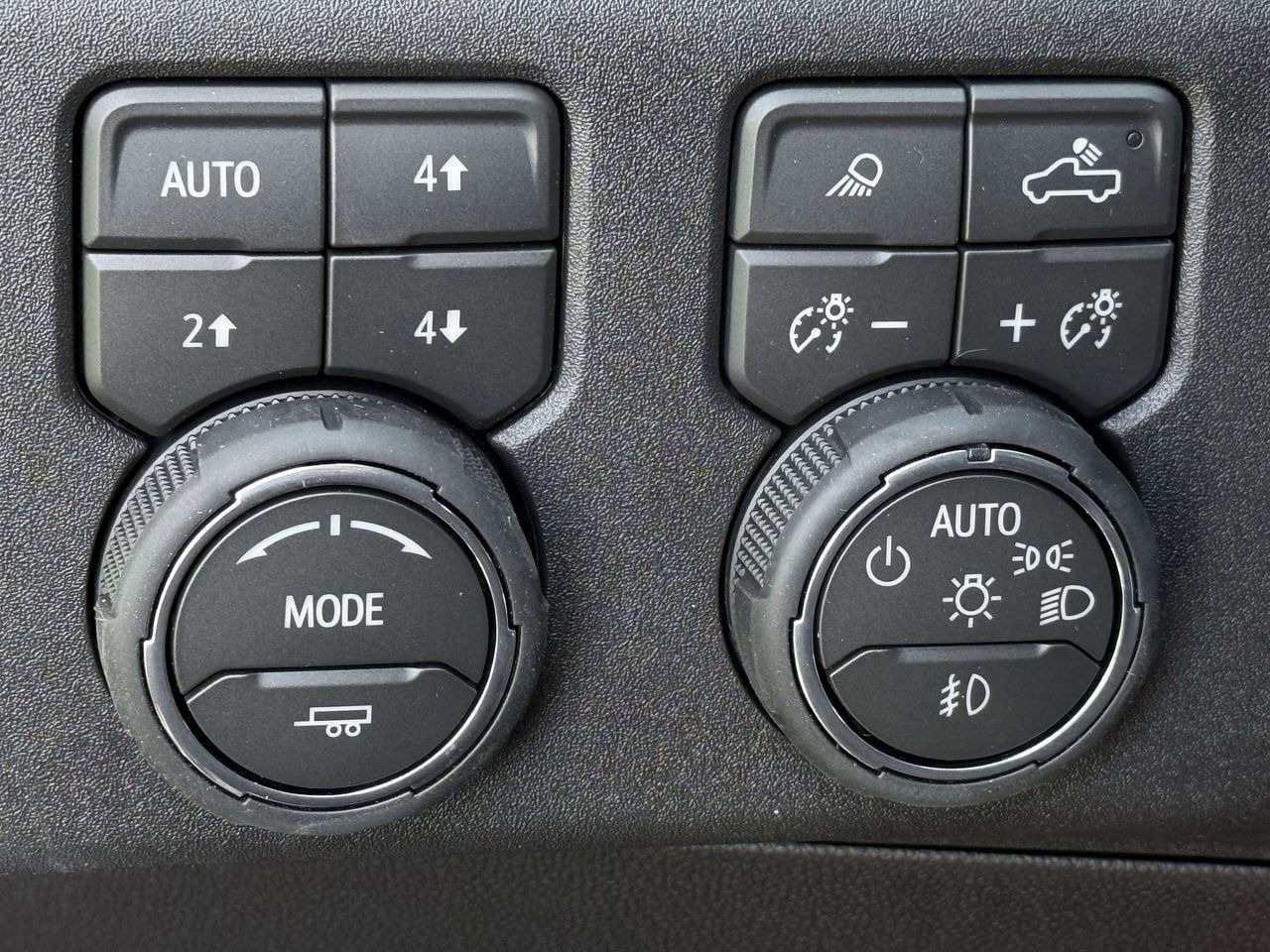 New 2026 Chevrolet Silverado 1500 LTZ w/ LTZ Premium Texas Edition image 19