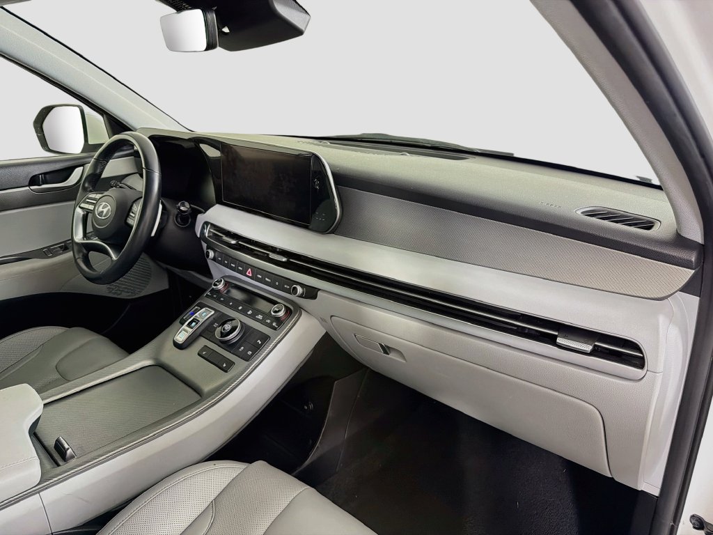 Used 2024 Hyundai Palisade SEL FWD image 33