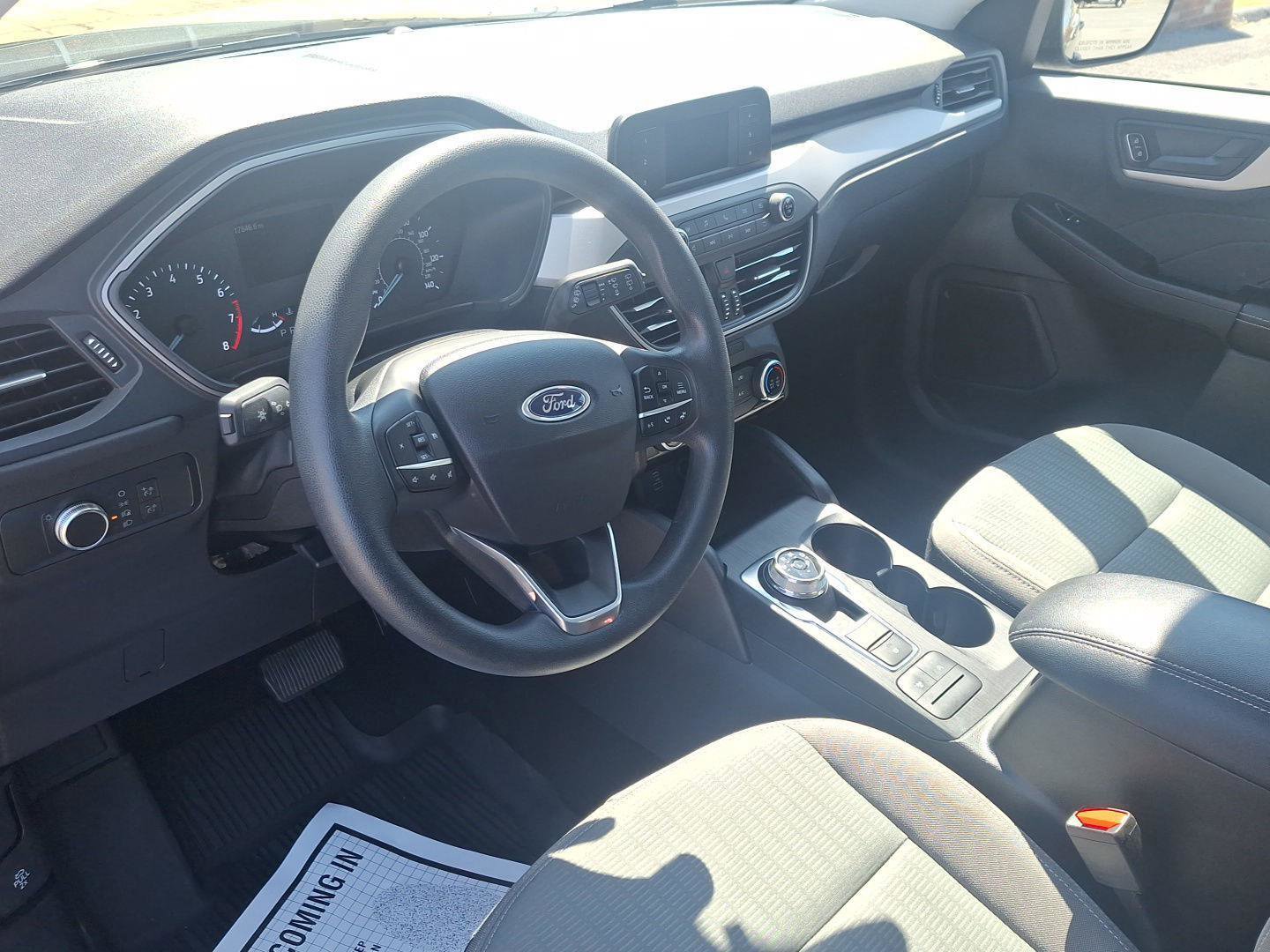 Used 2022 Ford Escape S image 9