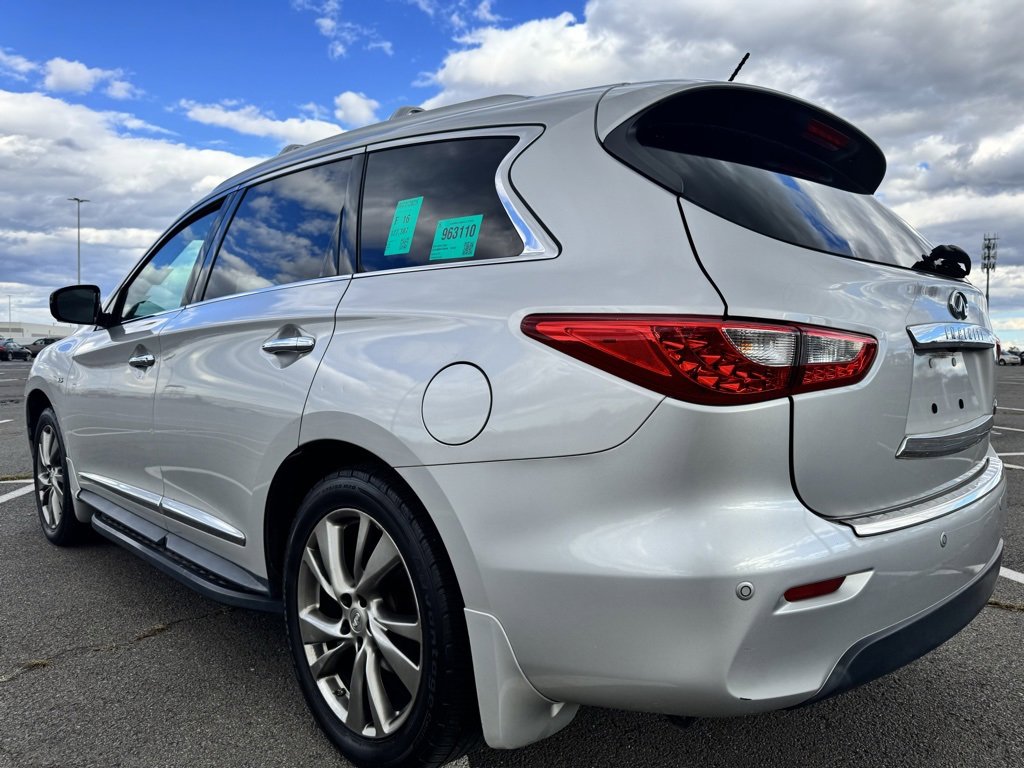 Used 2014 INFINITI QX60 AWD w/ Deluxe Touring Package image 3