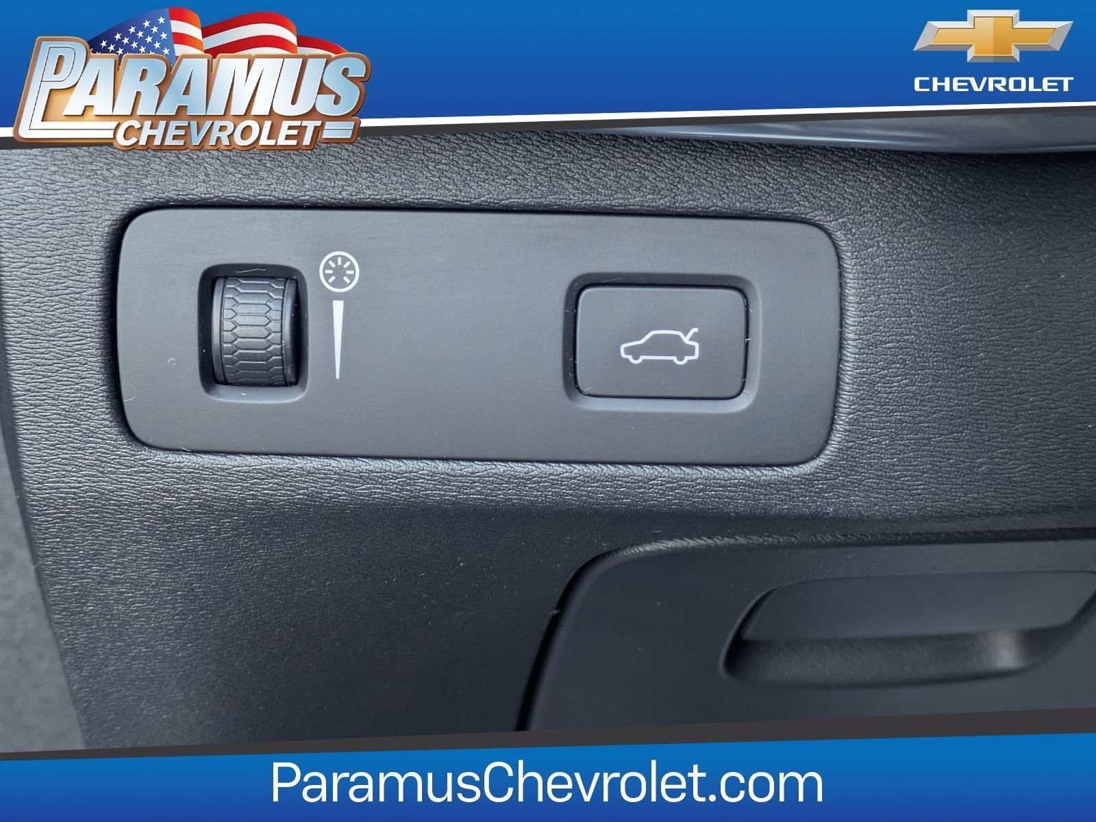 Used 2019 Volvo XC90 T5 Momentum w/ Multimedia Package AWD/4WD image 24