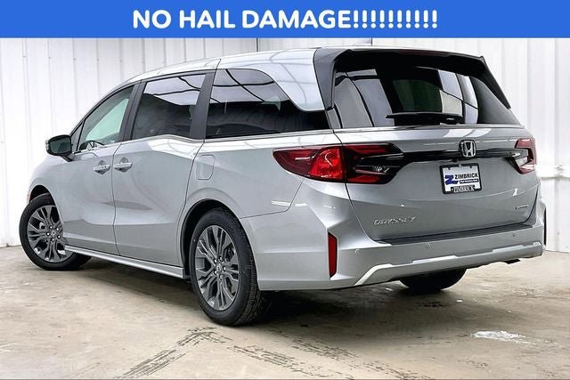 New 2026 Honda Odyssey Touring image 5