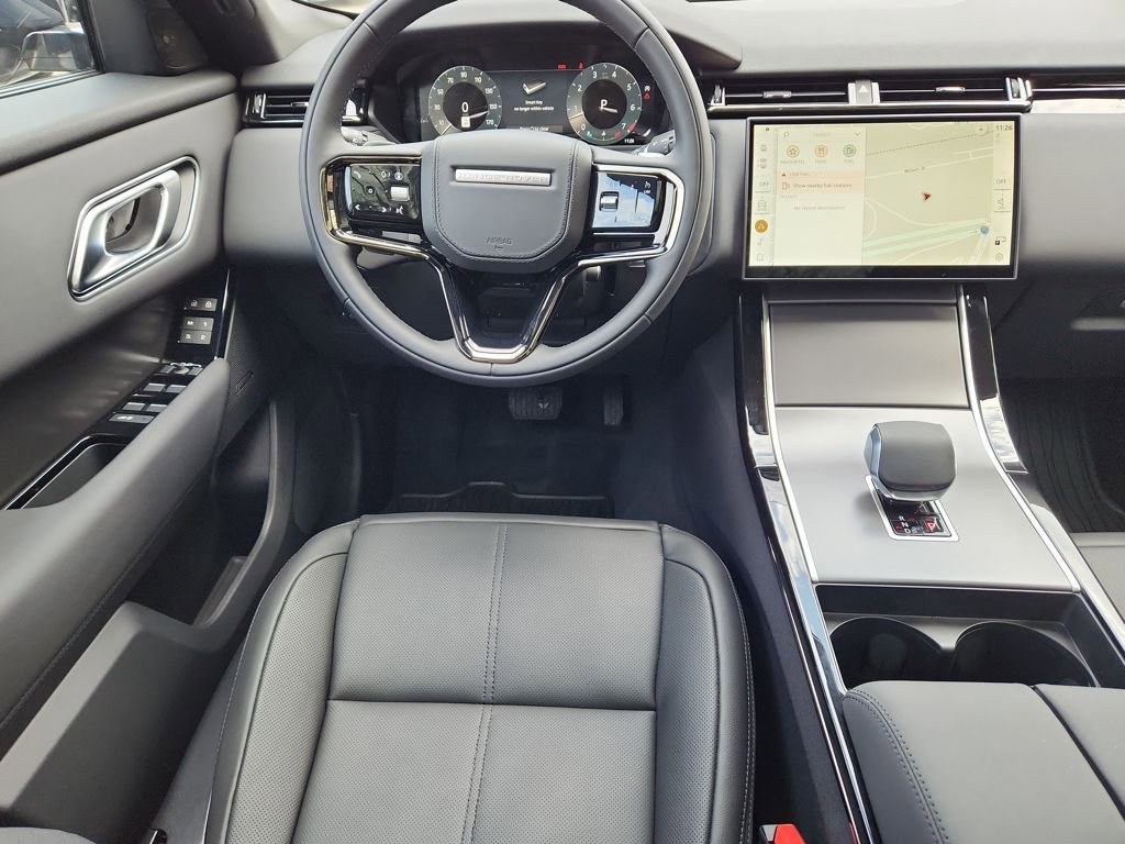Used 2026 Land Rover Range Rover Velar S AWD/4WD image 4