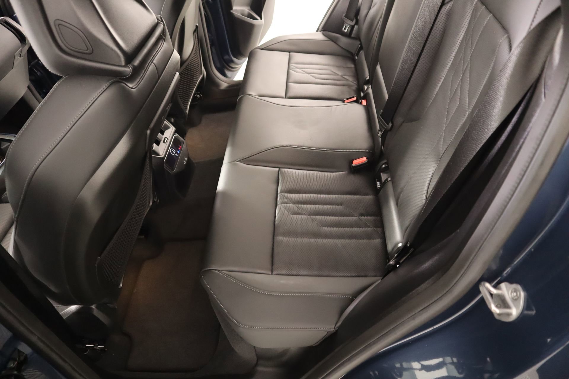 Used 2025 BMW X3 xDrive30i image 12