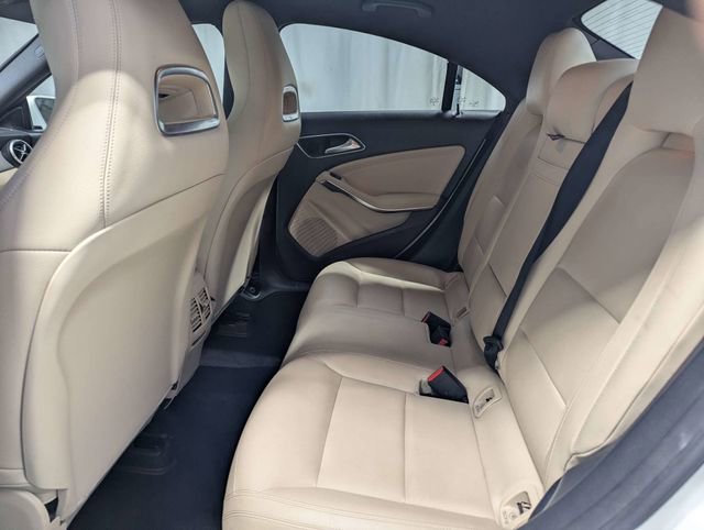 Used 2019 Mercedes-Benz CLA 250 image 9