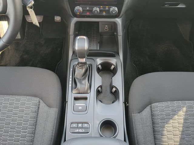 Used 2025 Ford Ranger XLT w/ Black Appearance Package RWD image 21