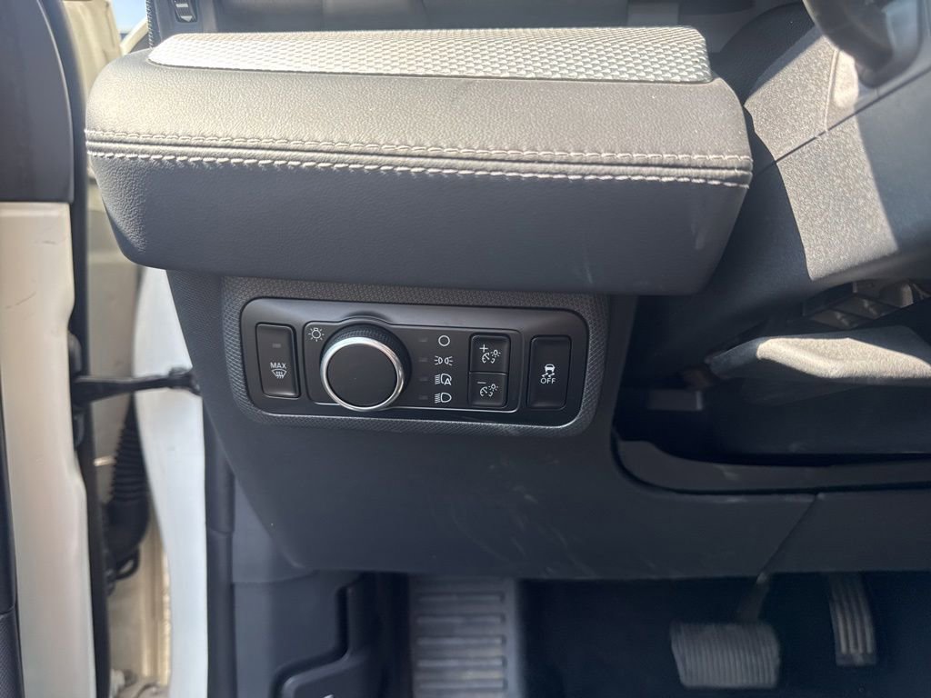 Used 2023 Ford Mustang Mach-E Select RWD image 12