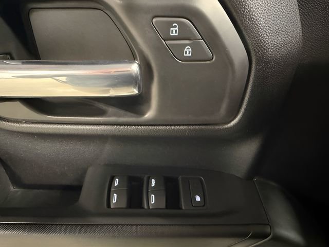 Used 2022 Chevrolet Silverado 1500 W/T AWD/4WD image 13