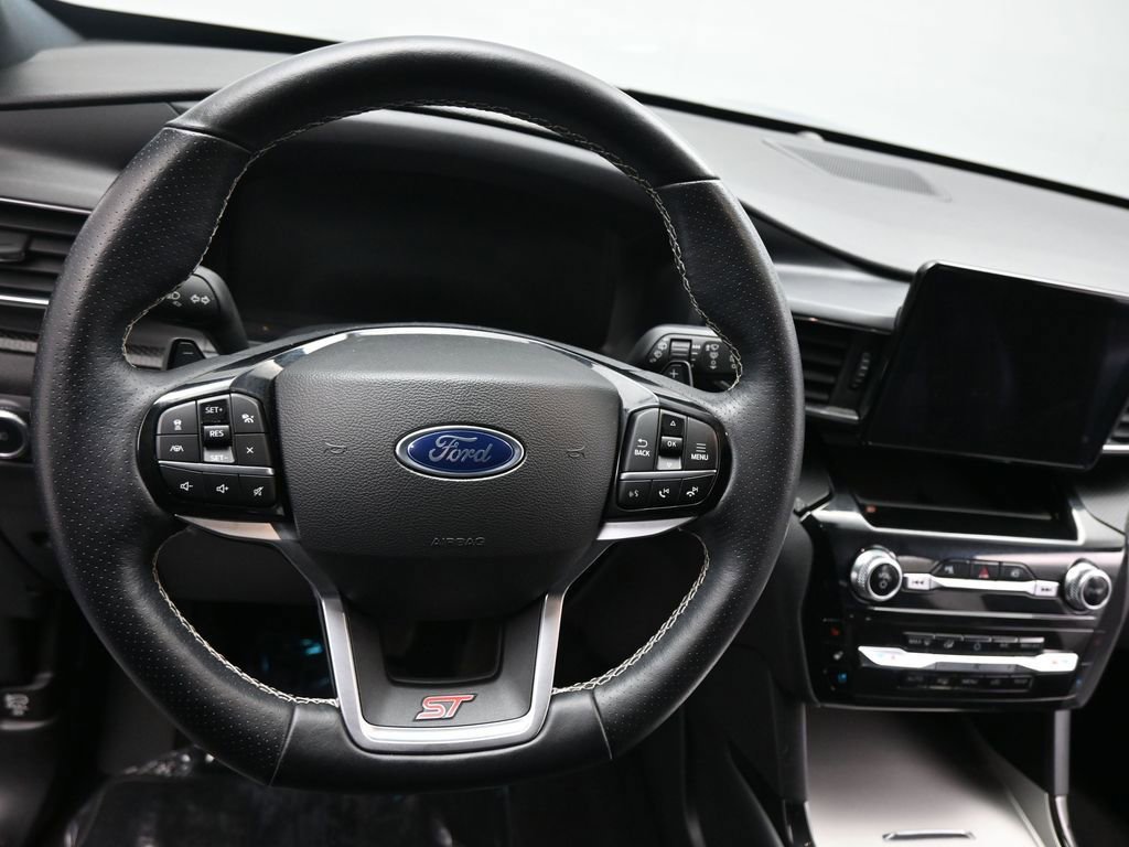 Certified 2022 Ford Explorer ST w/ Equipment Group 401A image 13