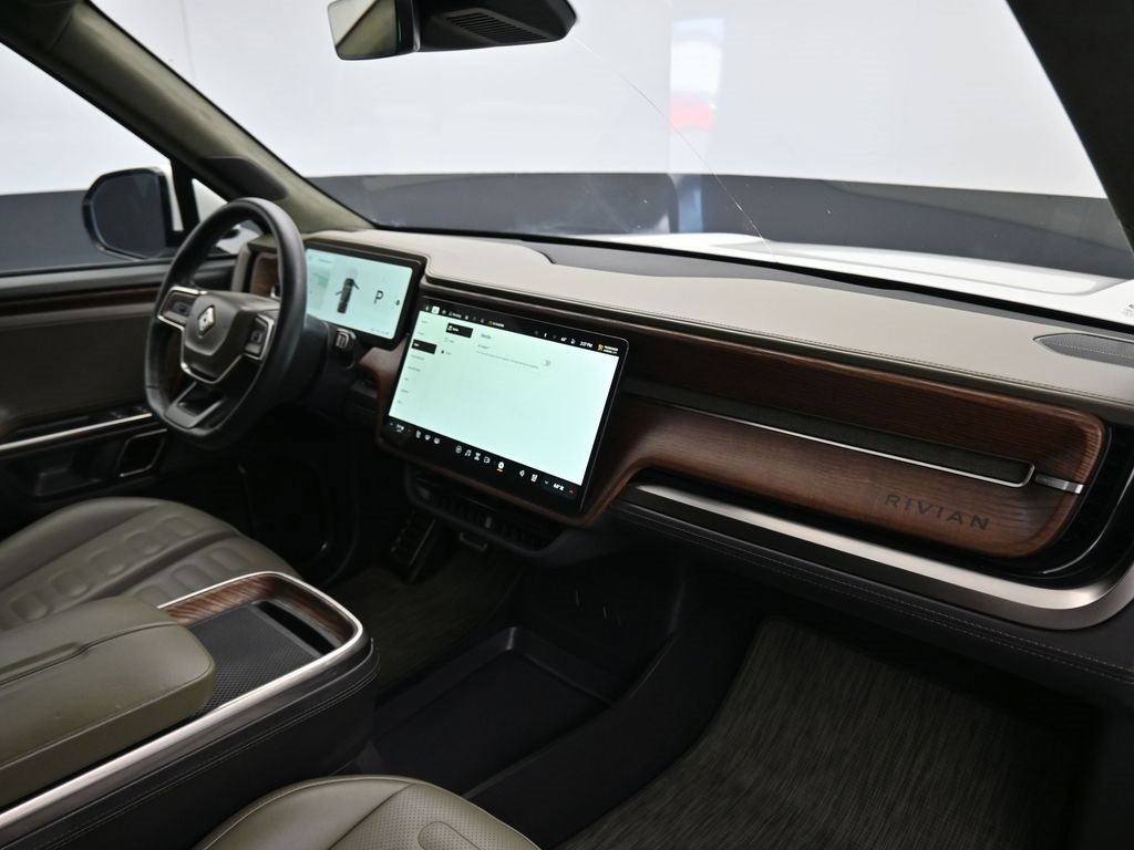Used 2023 Rivian R1S Launch Edition image 52