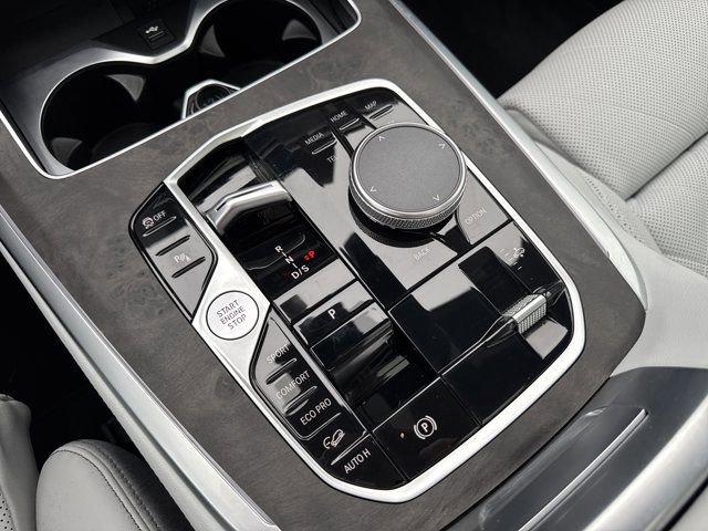 Certified 2024 BMW X7 xDrive40i image 19