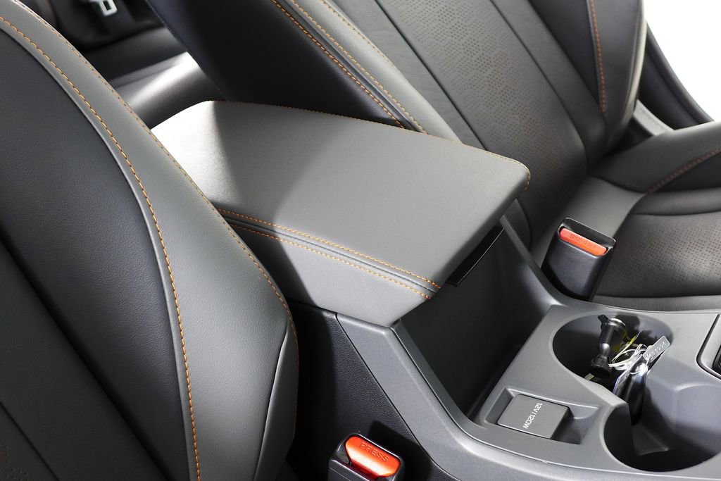 Used 2025 Subaru Crosstrek 2.5i Limited w/ Crosstrek Mirror Package image 16