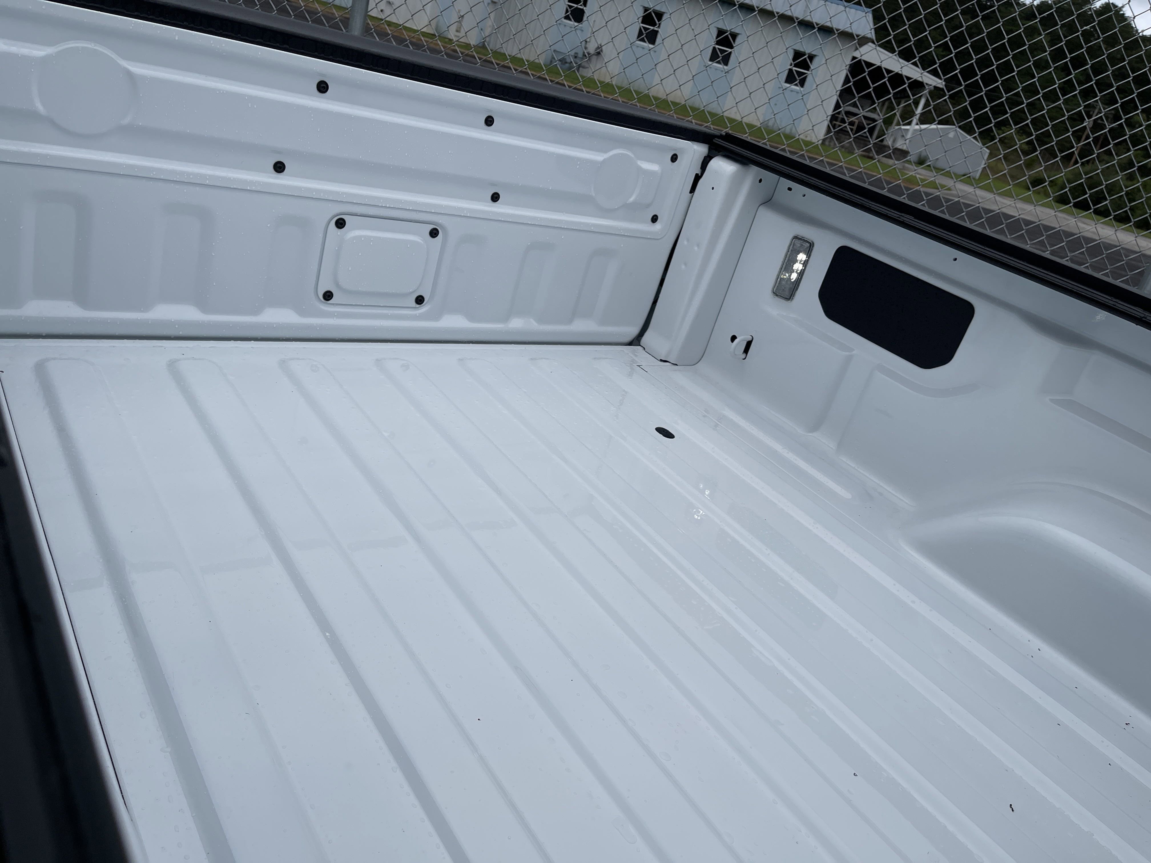 New 2025 Jeep Gladiator Mojave image 18