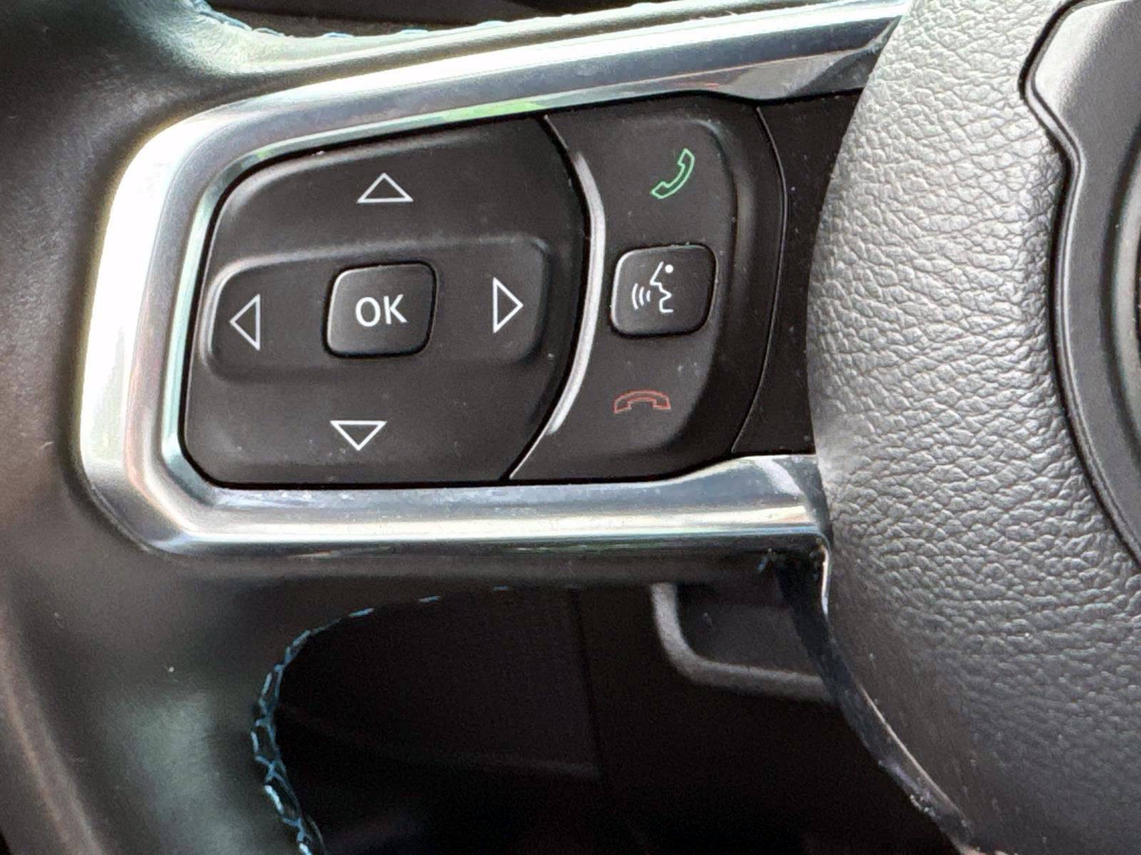 Used 2022 Jeep Wrangler Unlimited Rubicon 4xe w/ Safety Group image 16