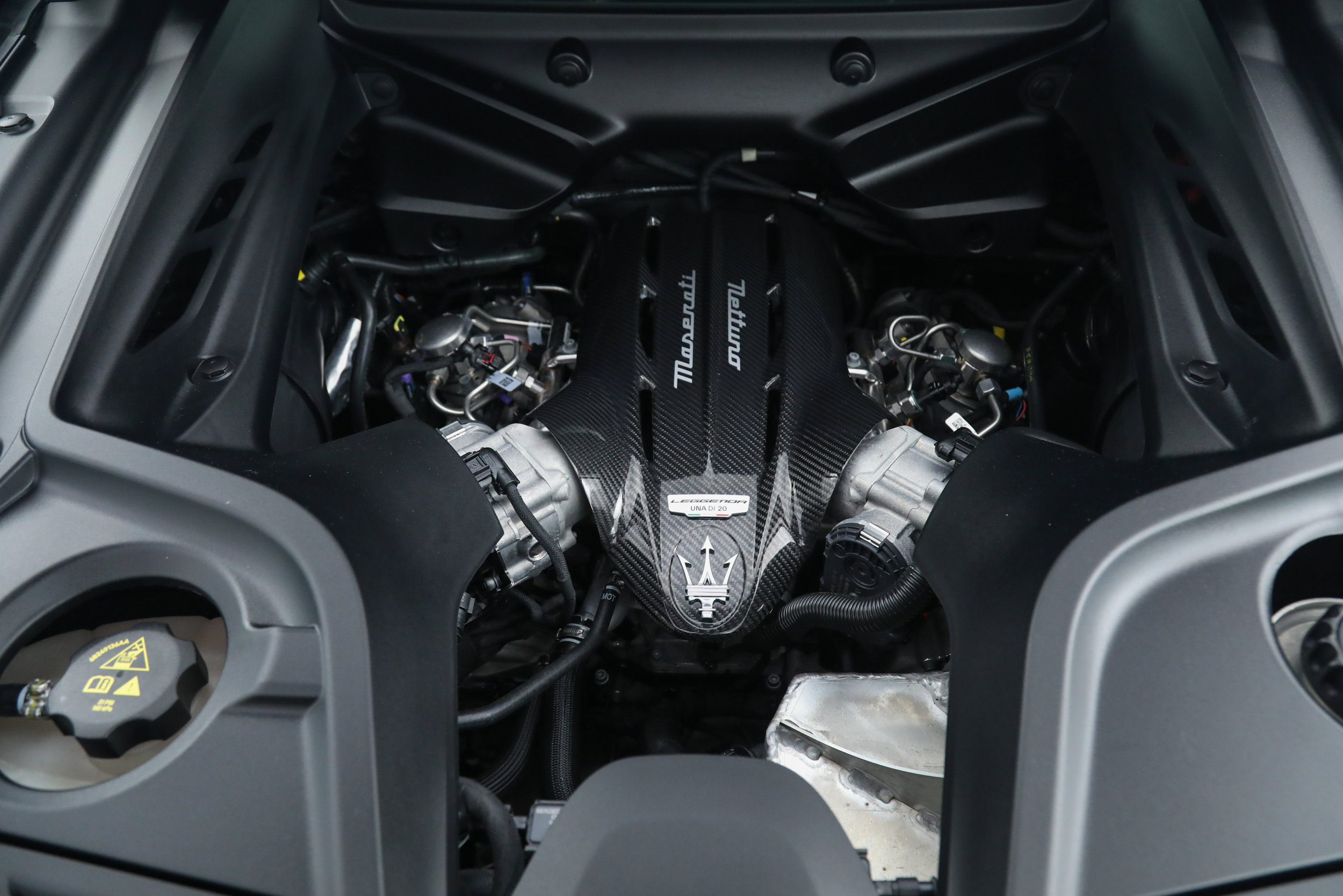 Used 2025 Maserati MC20 Coupe RWD image 56